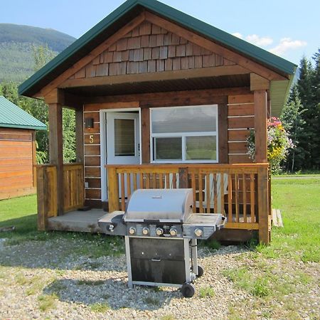 Beaver Creek Lodge And Cabins McBride Δωμάτιο φωτογραφία