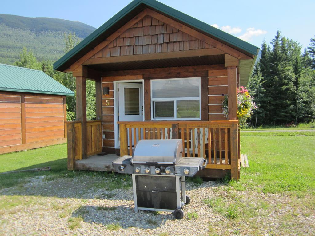 Beaver Creek Lodge And Cabins McBride Δωμάτιο φωτογραφία